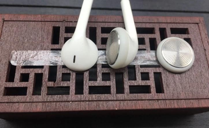 Earphone Plastic Injection Molding Making Machine with Single Sliding Table