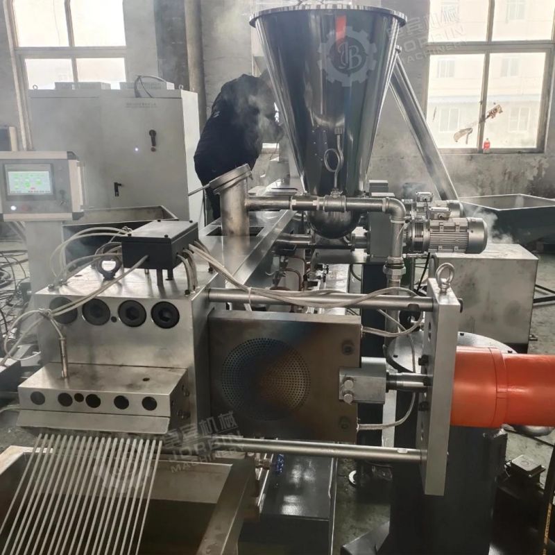 Co-Rotating Twin Screw Extruder Machine with Two Doses for Powder