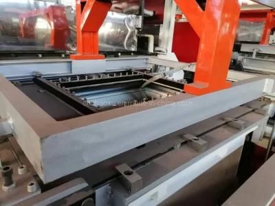 Chine Plastic Case Vacuum Forming Machine Travelling Bag Production Line