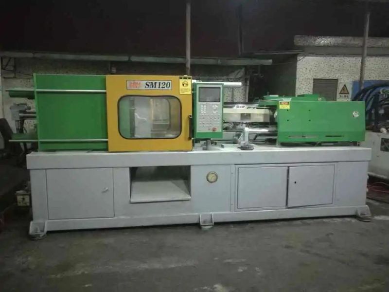 Taiwan Zhenxiong Sm120 Tons Used Injection Molding Machine