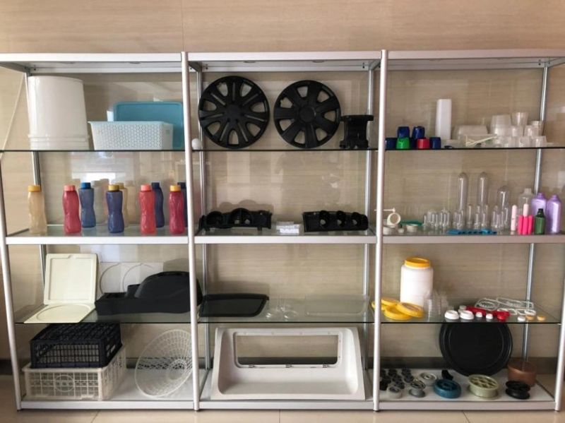 High Quality and Low Price Plastic Manual Water Bottle Cap Injection Molding Machine.