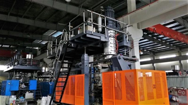 China Plastic Barrier Roadblocks Making Blow Molding Machine