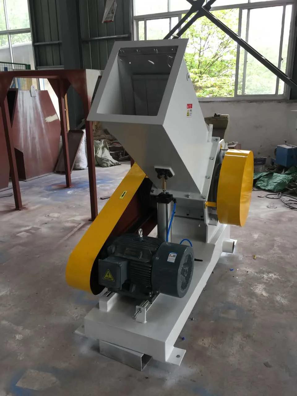 Plastic Crushing Machine Crusher for Wood Reduce Pollution of Raw Material