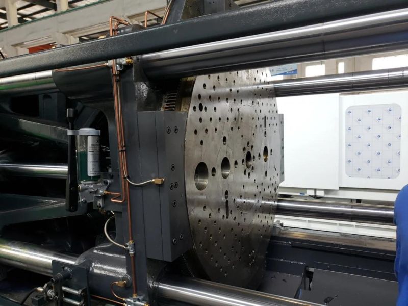 UJ/270 Energy Saving Servo Injection Molding Machine