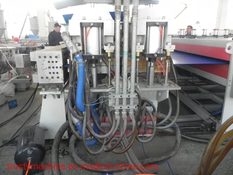 PP, PE Plastic Hollow Plate/Board/Sheet Extrusion Production Line