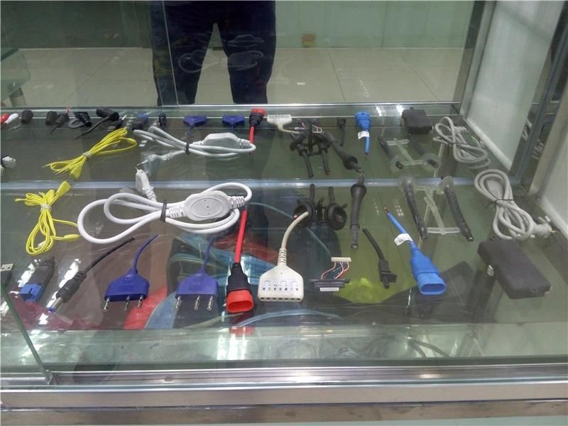 Full Automatic Injection Moulding Machine with 1 Station Slipform Make Power Plug