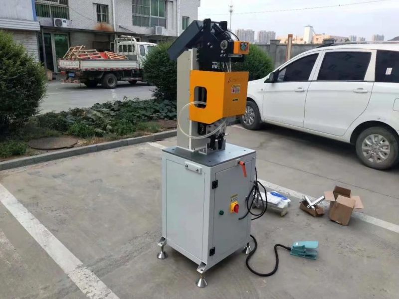 Factory Hot Sale Automatic Single Head Screw Fasten Machine for UPVC Window Profile