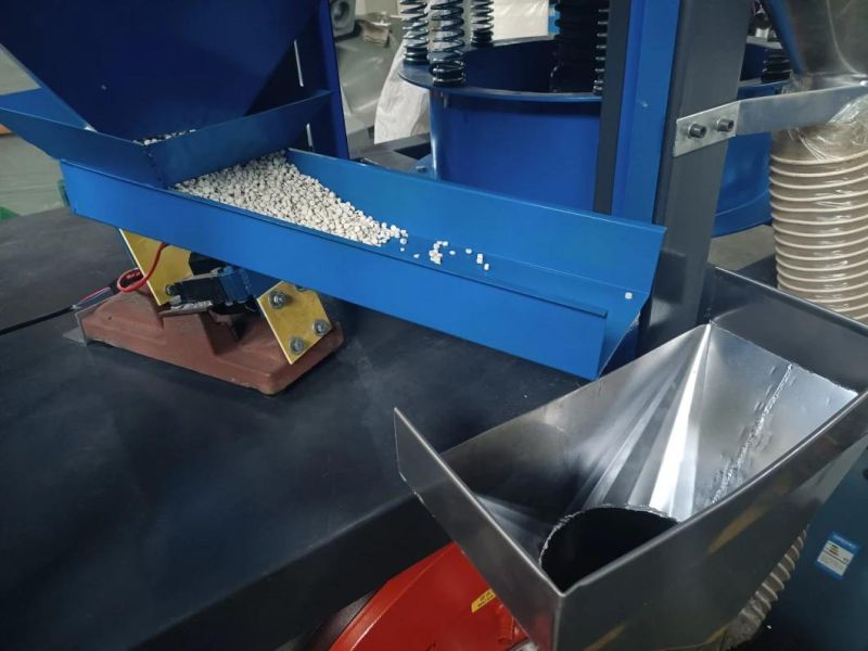 Hot Selling Shredder Grinder Machine for Recycling PP PE Flakes to Powder