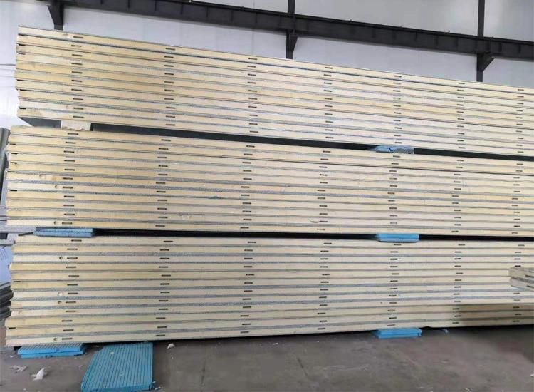 PU Sandwich Panel Making Machine Polyethylene Foam Inject