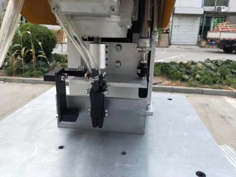 Automatic Screw Four Head Fasten Machine for UPVC/PVC Window/Good Quality Four Head Automatic Glass Screw Drilling Machine