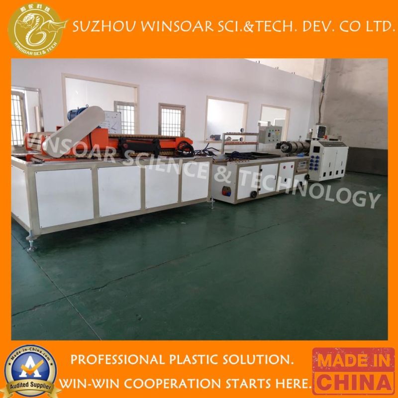 China PE PP PVC Wood Composite WPC Decking Profile Plastic Twin Screw Extruder Machine