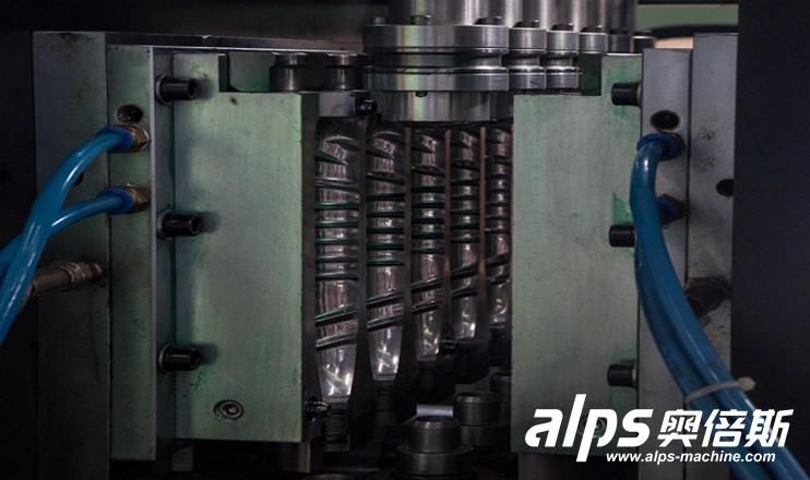 Automatic Plastic Water Bottle Blow Molding Machine