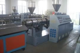 Conical Co-Rotating Twin-Screw Extruder for WPC
