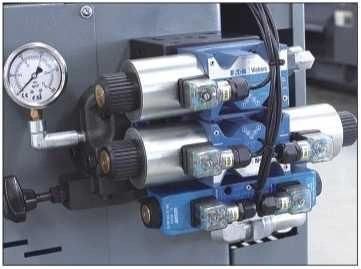 Arburg Vertical Plastic Injection Molding Machine Used