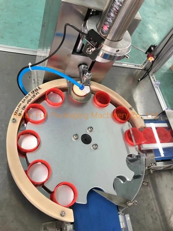 Automatic Plastic Bottle Cap Wadding Lining Foil Inserting Machine