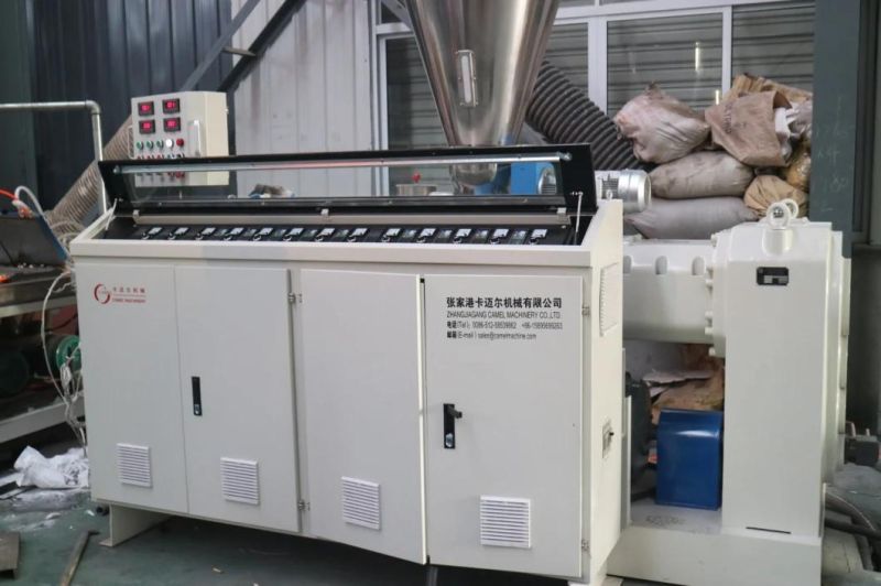 WPC Outdoor Floor Decking Machine/Production Line