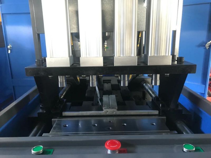 4 Cavities Semiautomatic Bottle Blow Moulding Machine/Blow Molding Machine/Water Bottle Blowing Machine/Blow Injection Molding Machine/Blowing Machine with CE