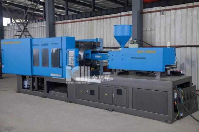 Automatic Plastic Injection Molding Machinery