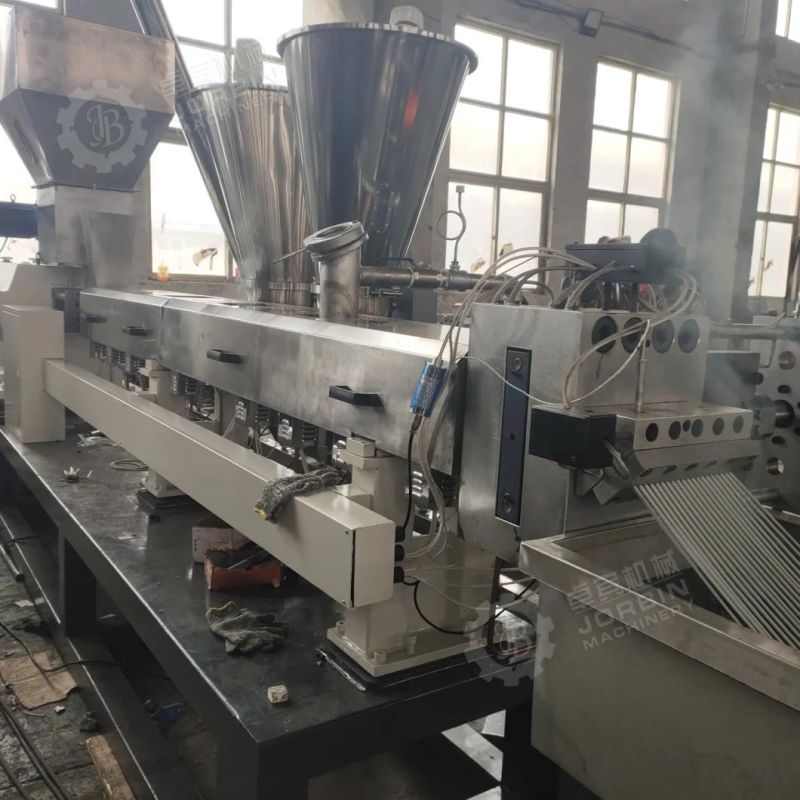 Co-Rotating Twin Screw Extruder Machine with Two Doses for Powder