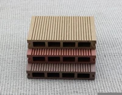 WPC PVC+PE Plastic Wood Composite Hollow Decking Floor Prodcution Line