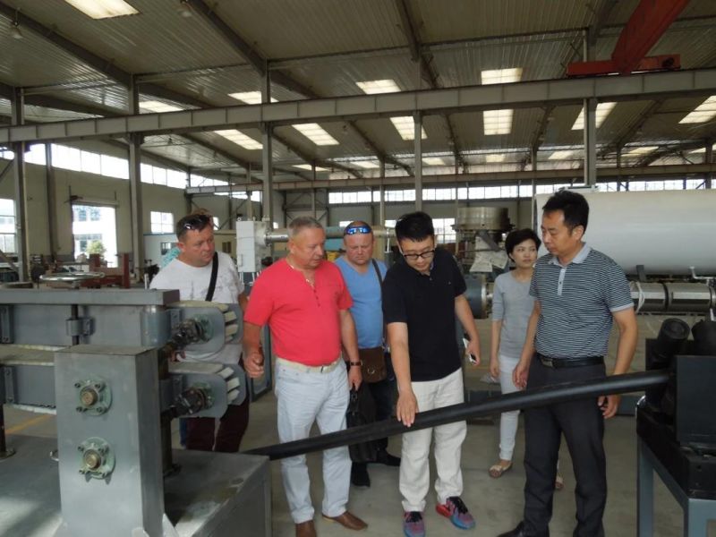 Continue Polyurethane Foam Flexible Insulation Pipe Extrusion Line