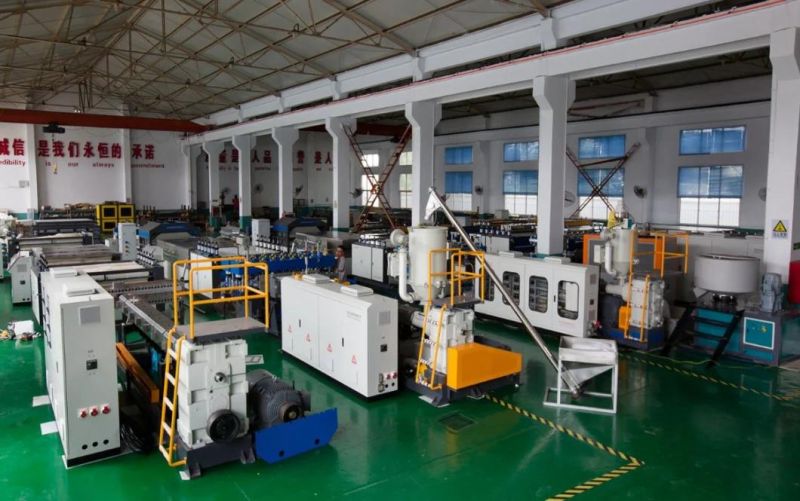 Plastic PP Hollow Sheet Extrusion Machine Producing Machine Plastic Machine