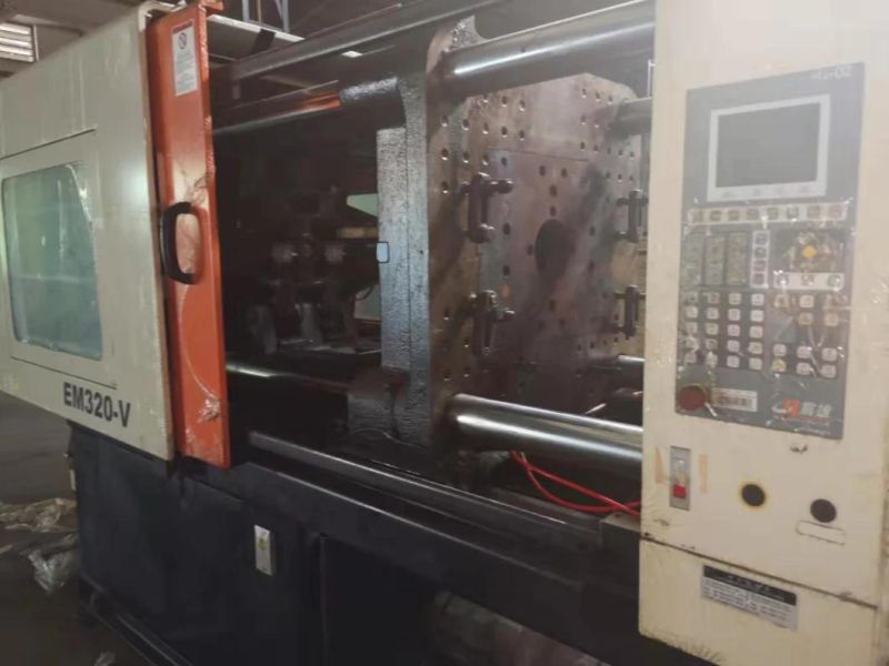 Used for Injection Molding Machine Zhenxiong 320 Tons of Second-Hand Injection Molding Machine