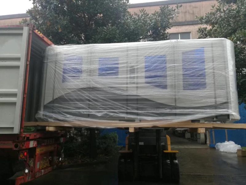 Manufacturer of Strech Blowing Machine for 2 Liter CSD Bottle