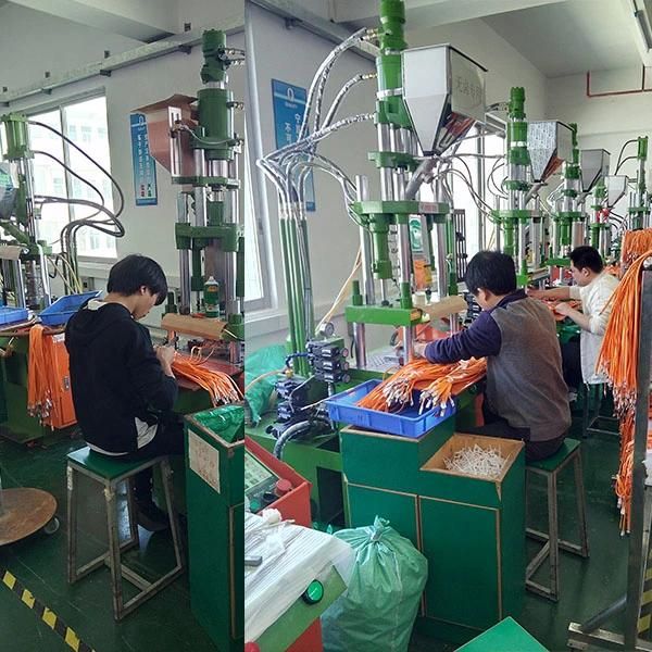 Data Cable USB Mac Plug Vertical Injection Molding Making Machines