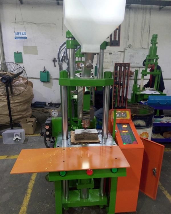 Plastic Injection Molding Machine Auction Price 15 Tons