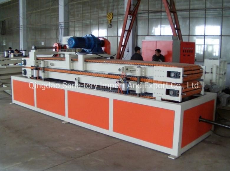 Full Auto Plastic Machinery WPC WPC Sheet Board Panel Extrusion Production Line