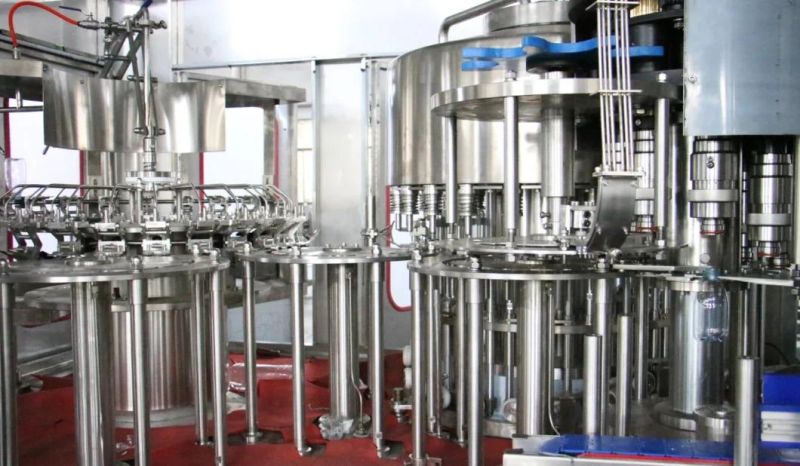 K4 Pet Blow Molding Machine Widely Used in Production of Carbonic Acid Beverage