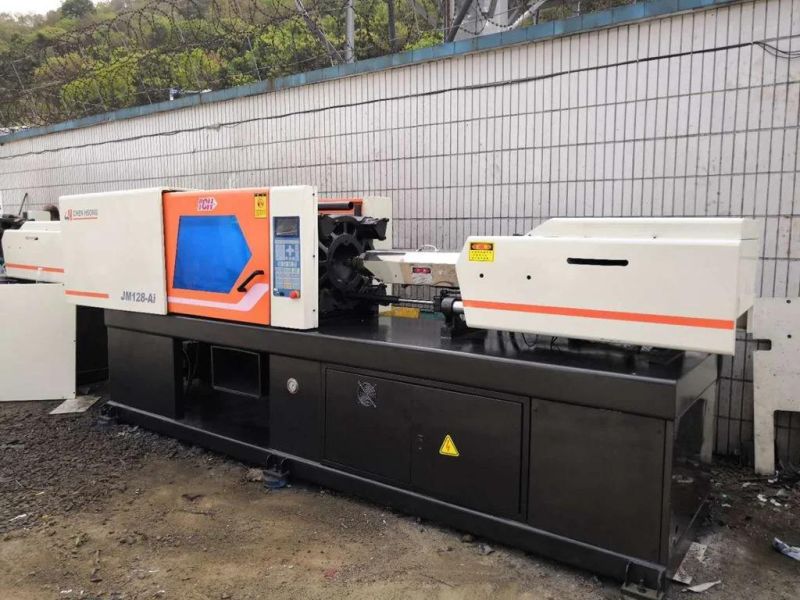 Automatic Injection Molding Machine Used for Injection Molding Zhenxiong 128 Tons of Old Injection Molding Machine