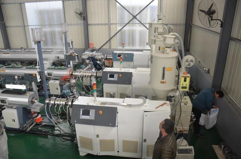 HDPE Pipe Extruder Machine /High Quality Plastic HDPE /PP/Pvcwater Pipe Machine