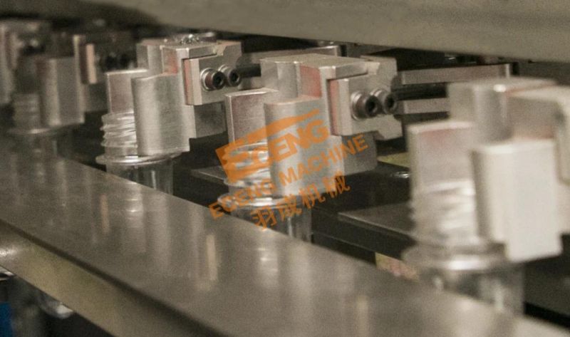 Blowing Moulding Machine with The Advantage of Easy Operation