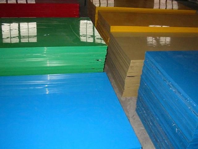 PP and Wood Powder Board Making Machine