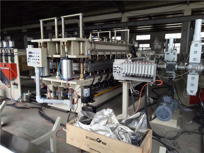 PP/PS/PC Sheet Extrusion Line Machine in China