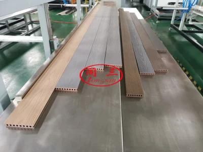 Qingdao Hegu WPC Composite Decking Extruder Machine