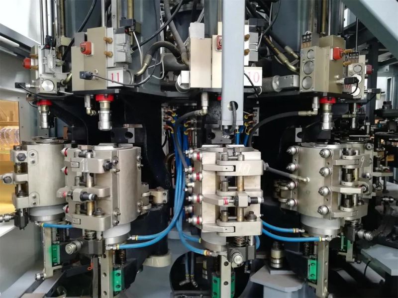 Rotary Type Pet Bottle Blowing Machine for Big Capacity