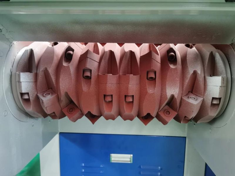 Waste Plastic/Wasted Drum/PVC Pipe Crusher/Pet Bottle Crusher LDPE Film/HDPE Crusher/Rubber Crusher/Tire Tyre Crusher/Wood Lump Crusher Plastic Bottle Crusher