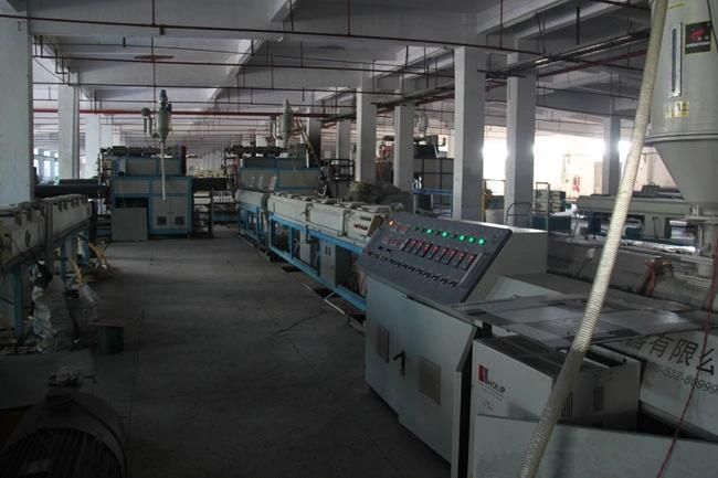 Pipe Extruder HDPE Hollow Wall Corrugated Pipe Production Line